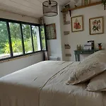 Xaran Erdian D'hotes Bed & Breakfast 3*