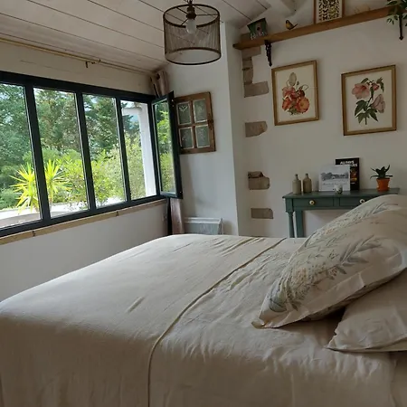 Xaran Erdian D'hotes Bed & Breakfast 3*