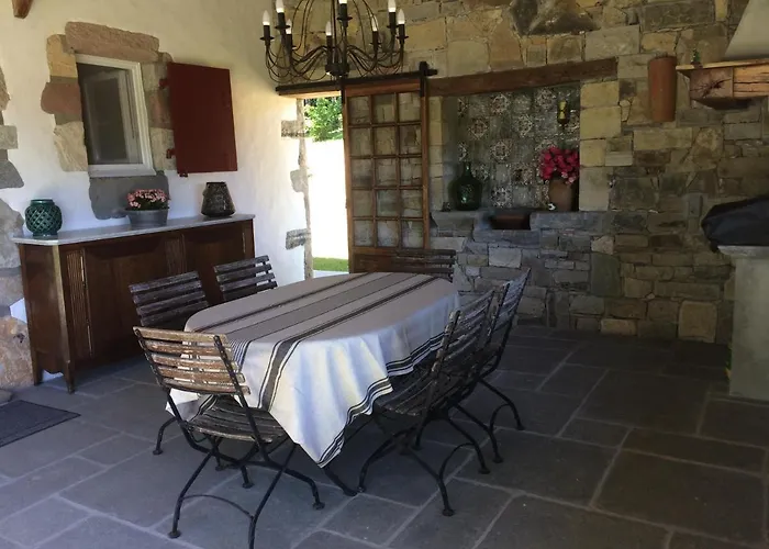 Xaran Erdian D'hotes فندق مبيت وإفطار إيسبيليت